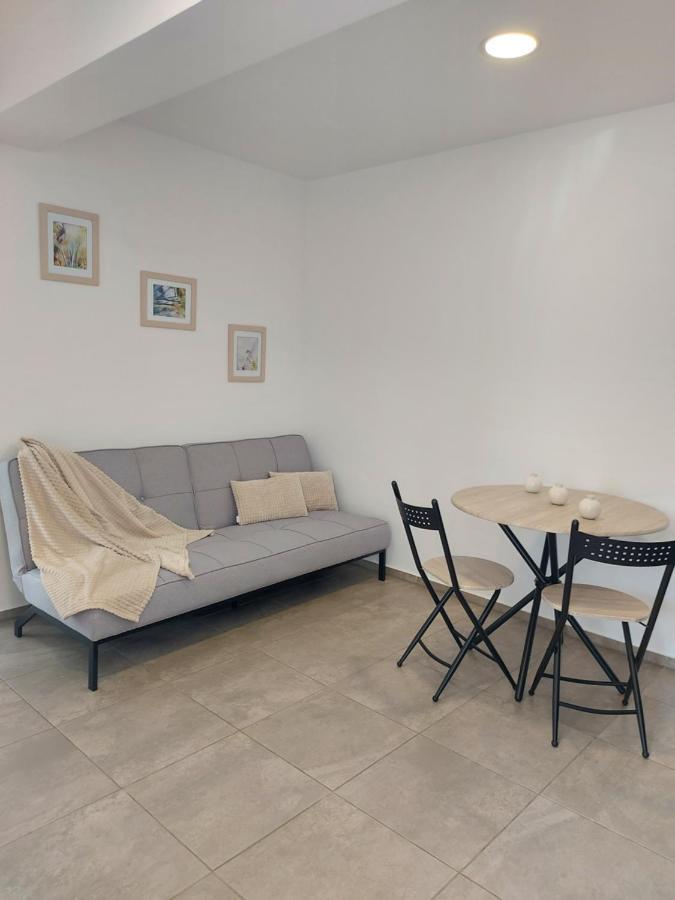 Villa Romelia - Select Apartments Vadu Buitenkant foto