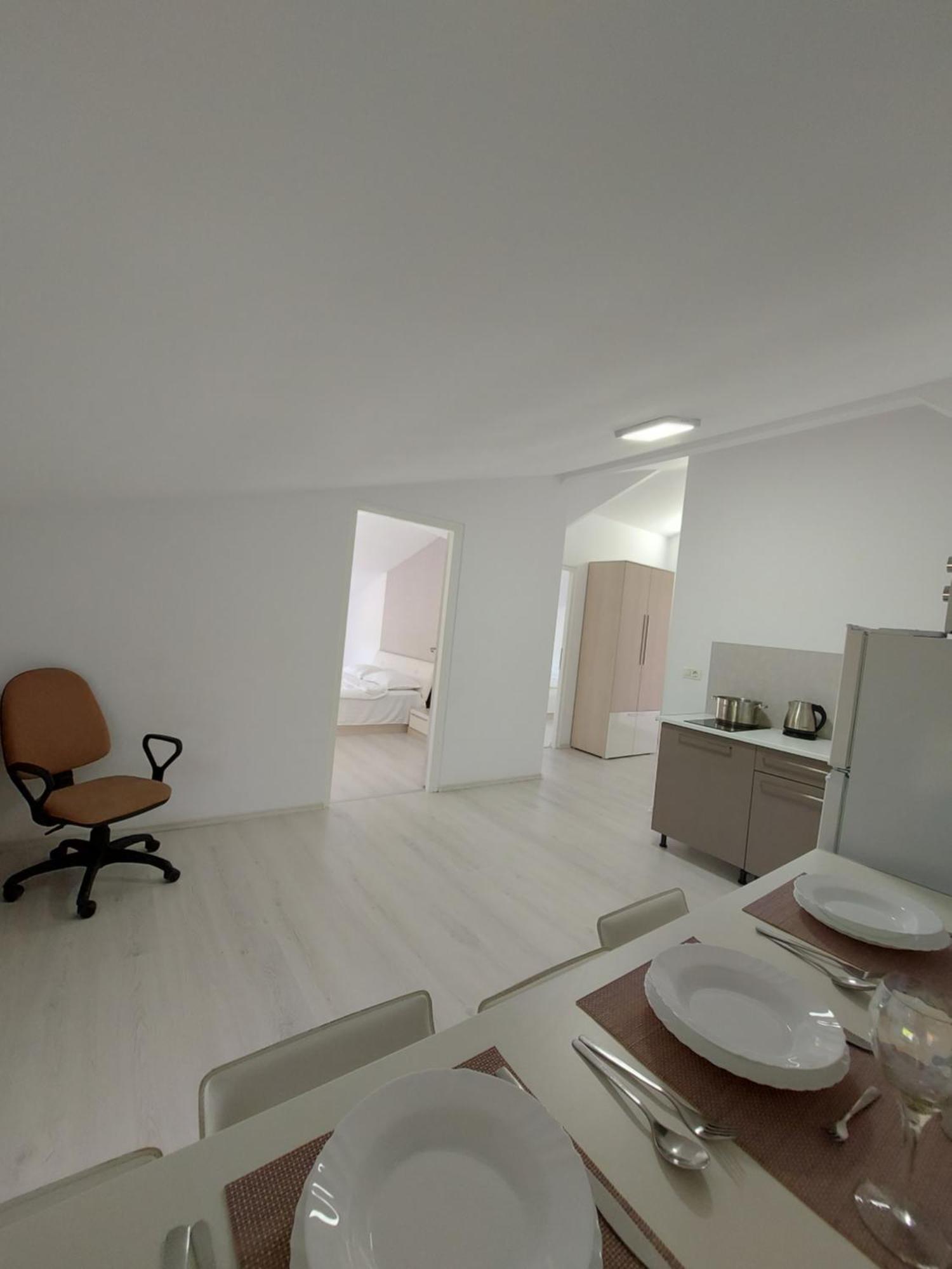 Villa Romelia - Select Apartments Vadu Buitenkant foto